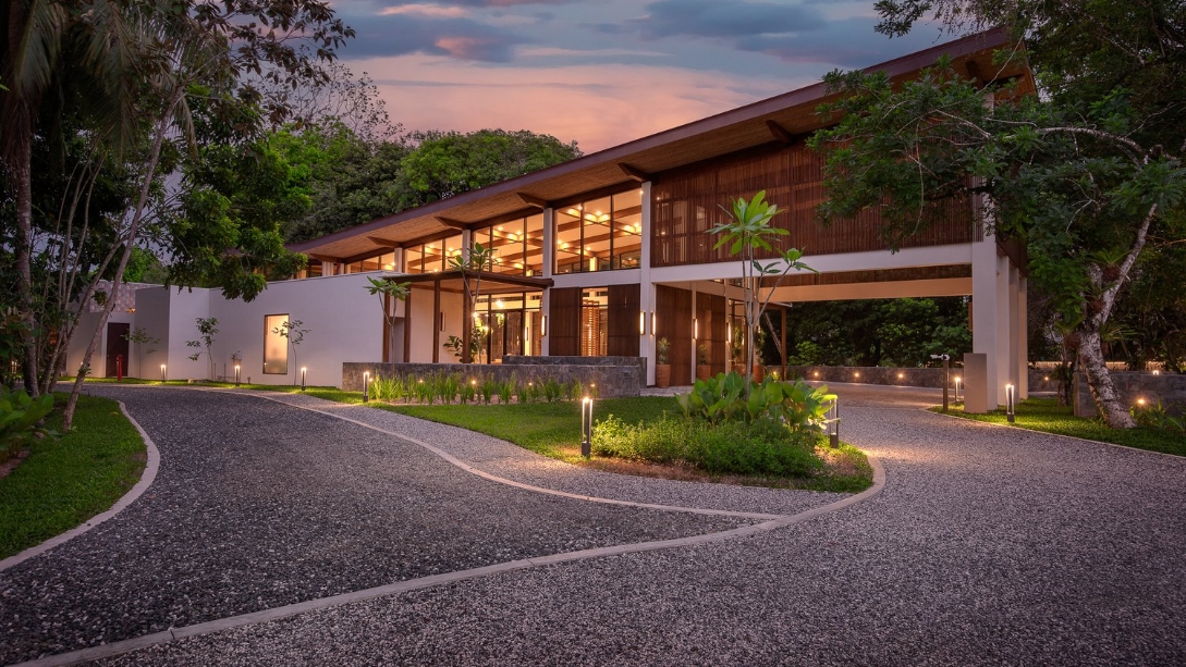 Botanika Osa Peninsula, Curio Collection by Hilton